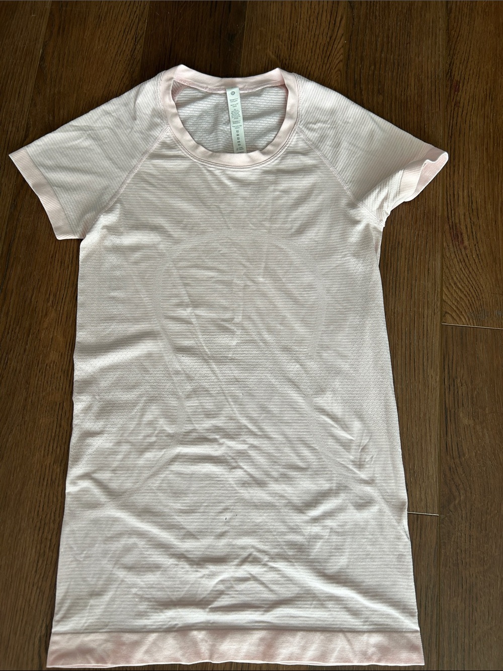 lululemon athletica Light Pink Short Sleeve Performance Tee